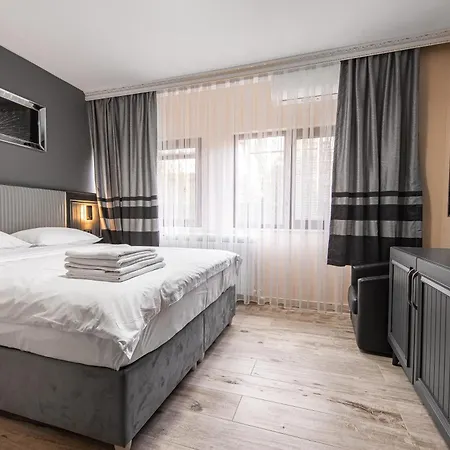 Grand Taverna Boutique Hotel