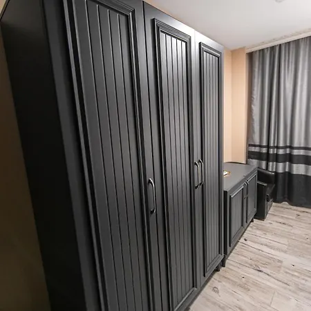 Grand Taverna Boutique -adults Only