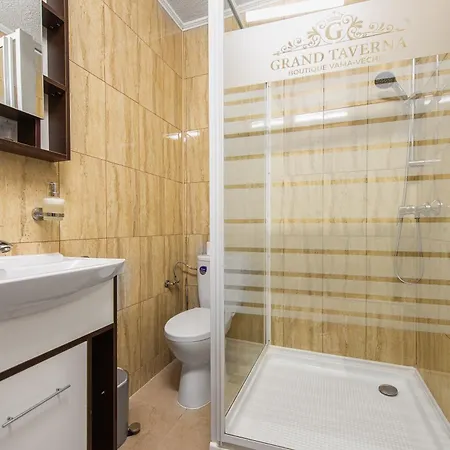 Grand Taverna Boutique -adults Only