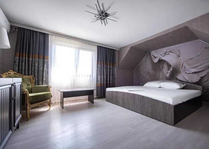 Grand Taverna Boutique -adults Only