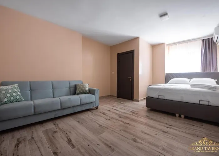 Grand Taverna Boutique -adults Only