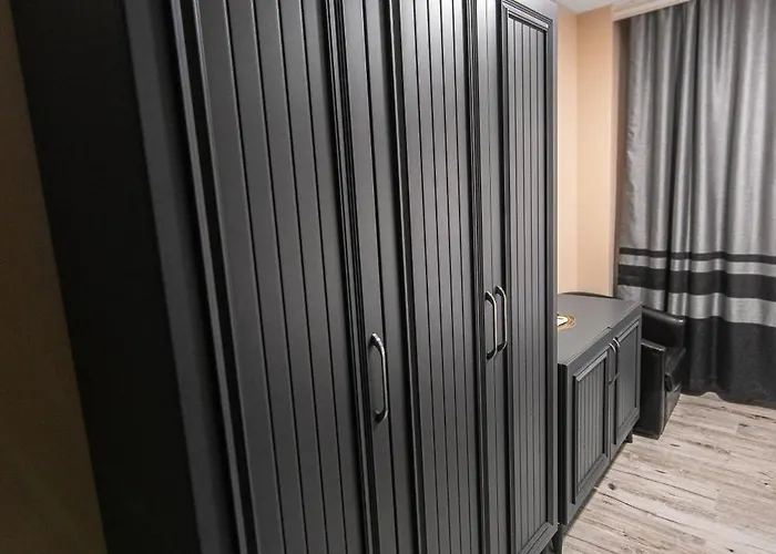 Grand Taverna Boutique -adults Only