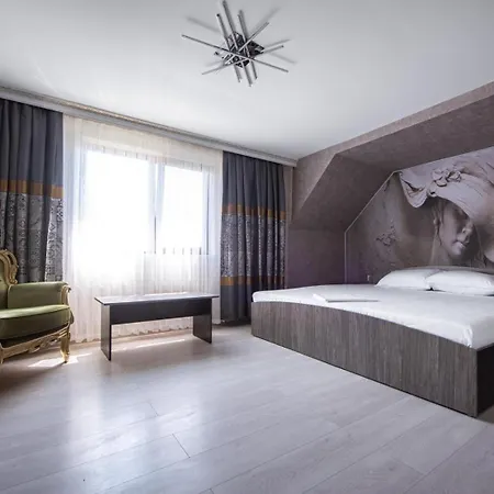 Grand Taverna Boutique -adults Only