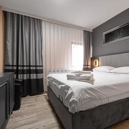 Grand Taverna Boutique -adults Only Hotel